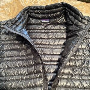 Patagonia ultralight down jacket